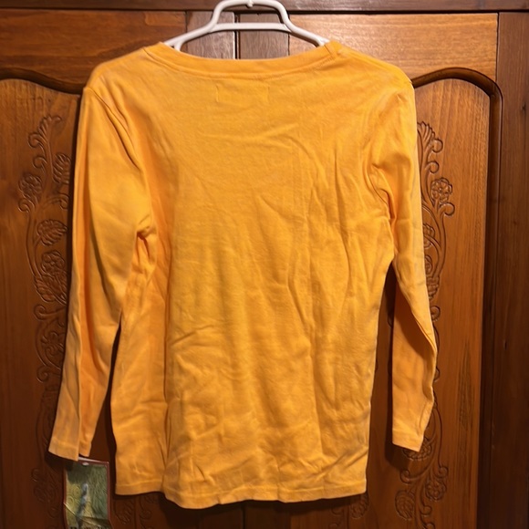Never worn unique yellow long sleeved tee w/heart & plant patches & stitching - Picture 4 of 5